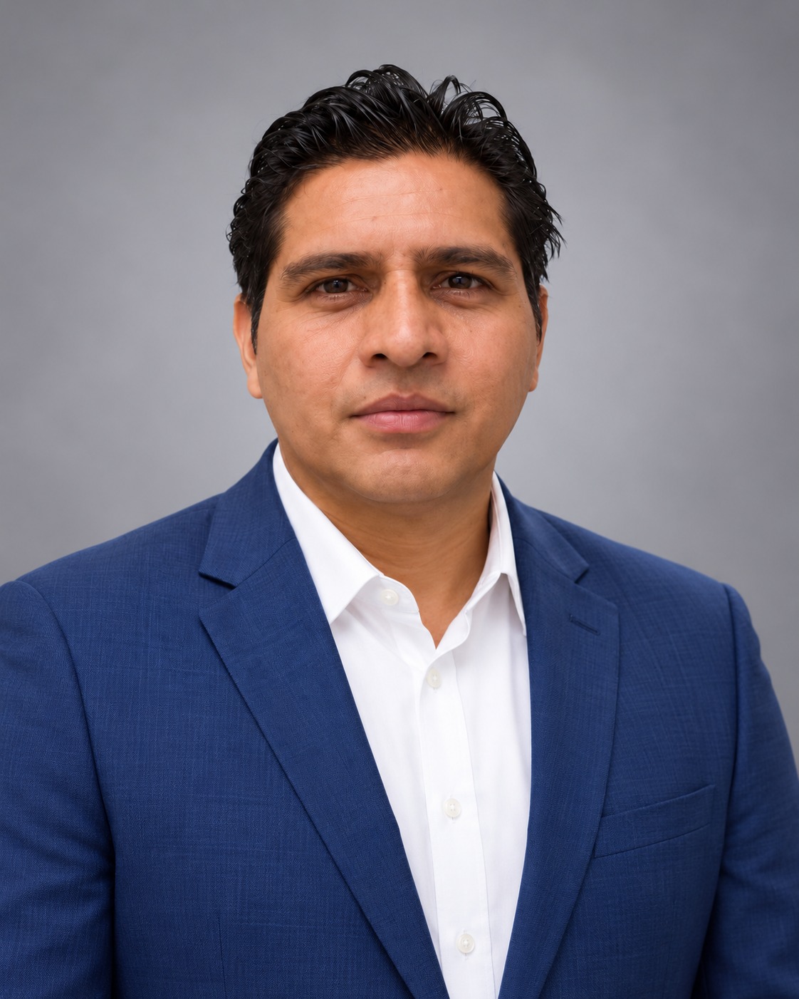 Lic. Carlos Enríquez Ávila